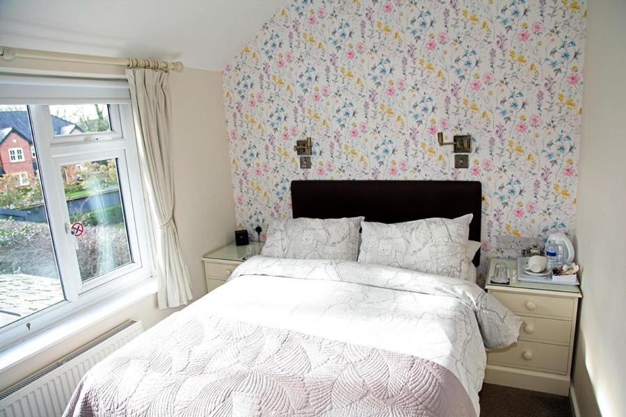 The Hinton Guest House Knutsford Dış mekan fotoğraf