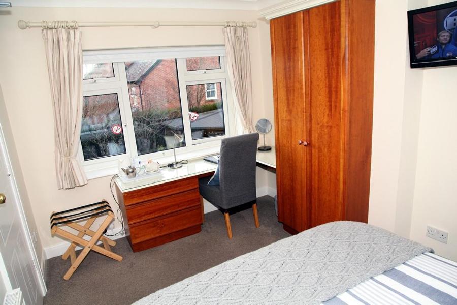 The Hinton Guest House Knutsford Dış mekan fotoğraf
