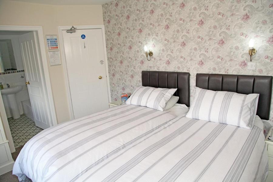 The Hinton Guest House Knutsford Dış mekan fotoğraf