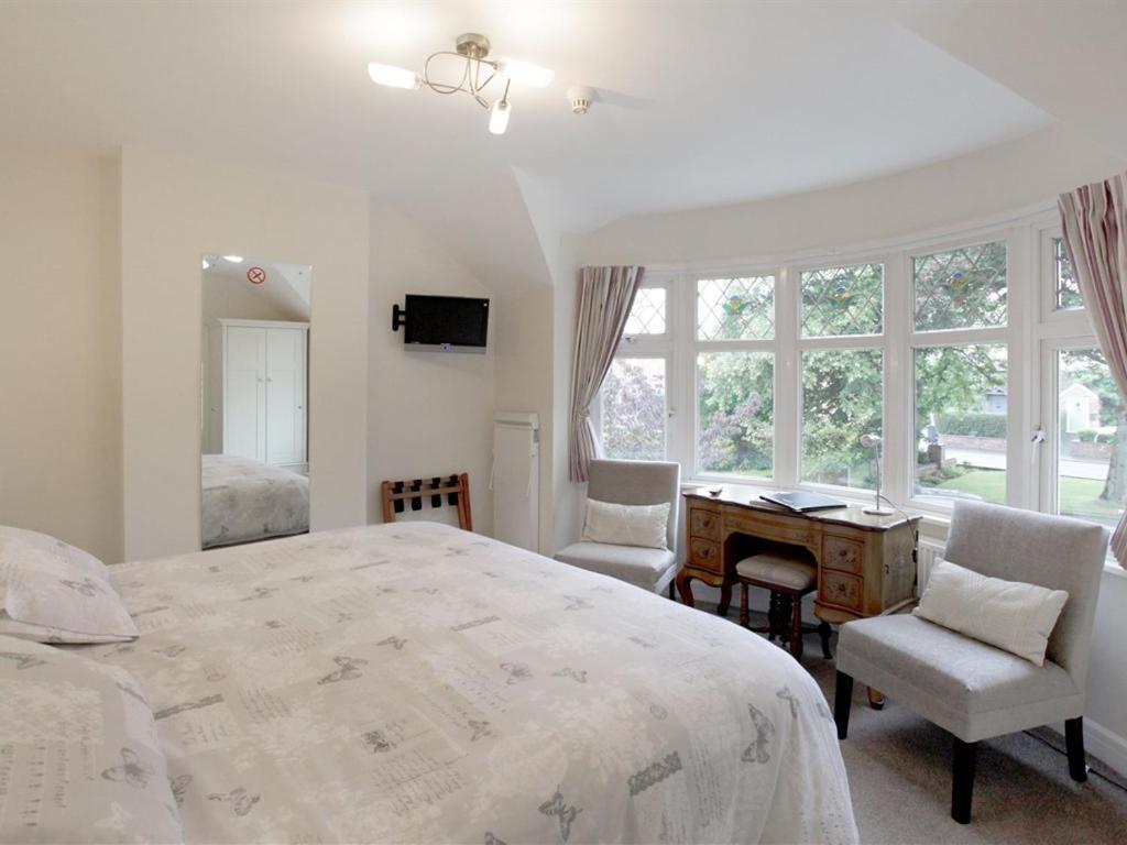 The Hinton Guest House Knutsford Dış mekan fotoğraf
