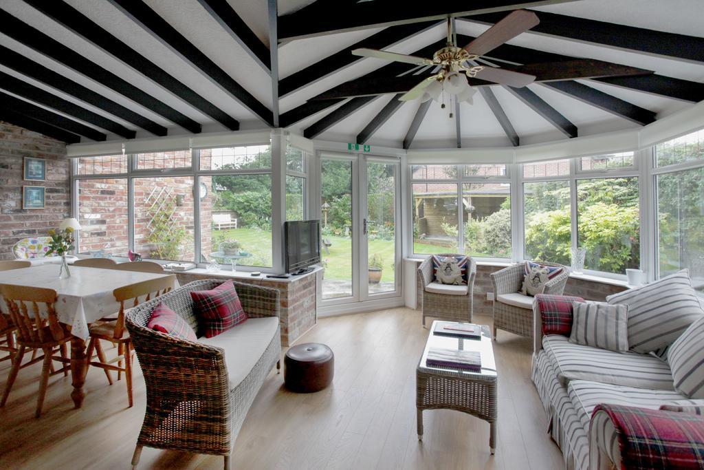 The Hinton Guest House Knutsford Dış mekan fotoğraf